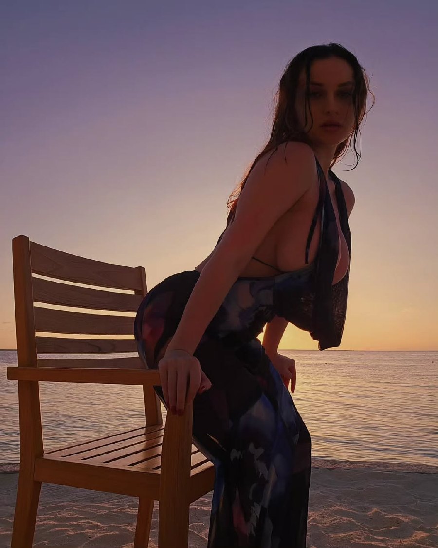 Sexy girl Miranda Faith nude in Nagoya