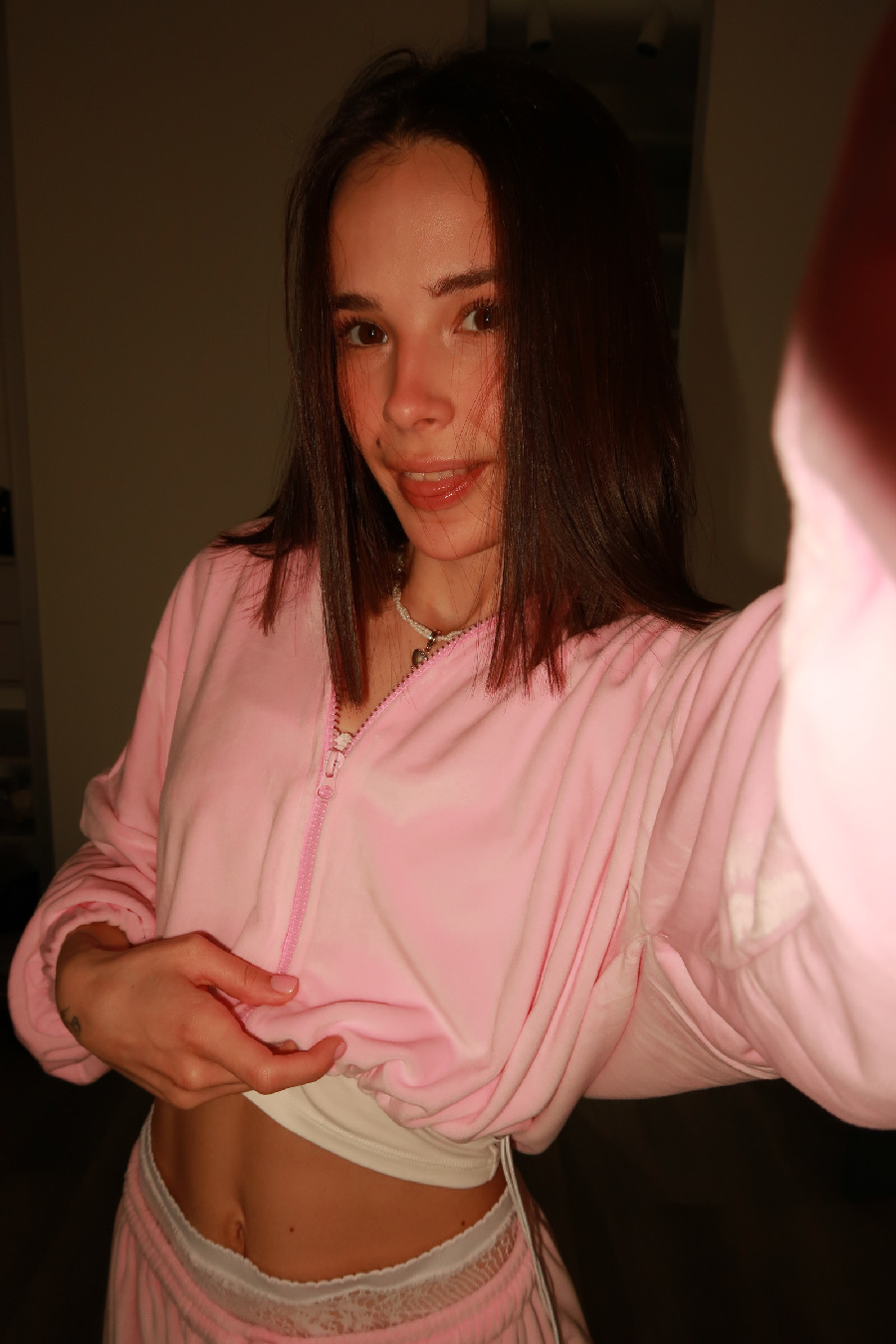 Tina brings the glow — live moments in Nagoya